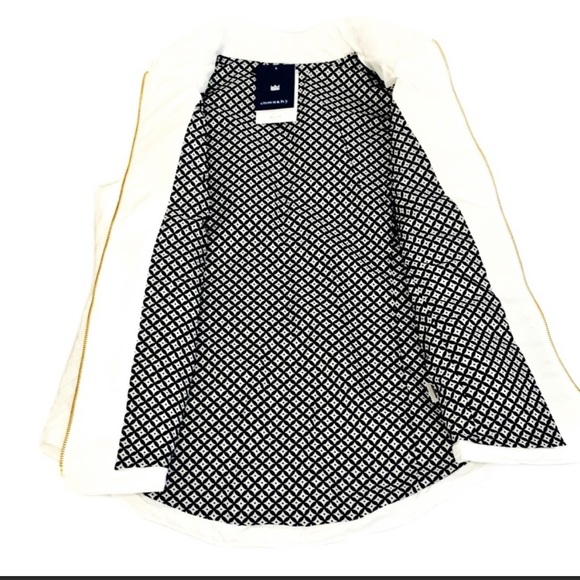 ♥️2/$15 (MP) Crown & Ivy Puffer Vest - Picture 6 of 7